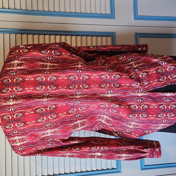 Sanctuary Red & Cream Patterned Button-Down Blouse - Picture 9 of 13